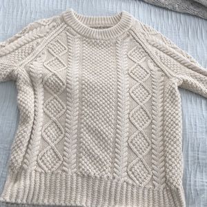 LL Bean Signature ladies fisherman sweater